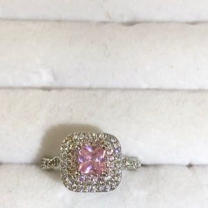 Princess cut pink stone in .925 silver ring size 5